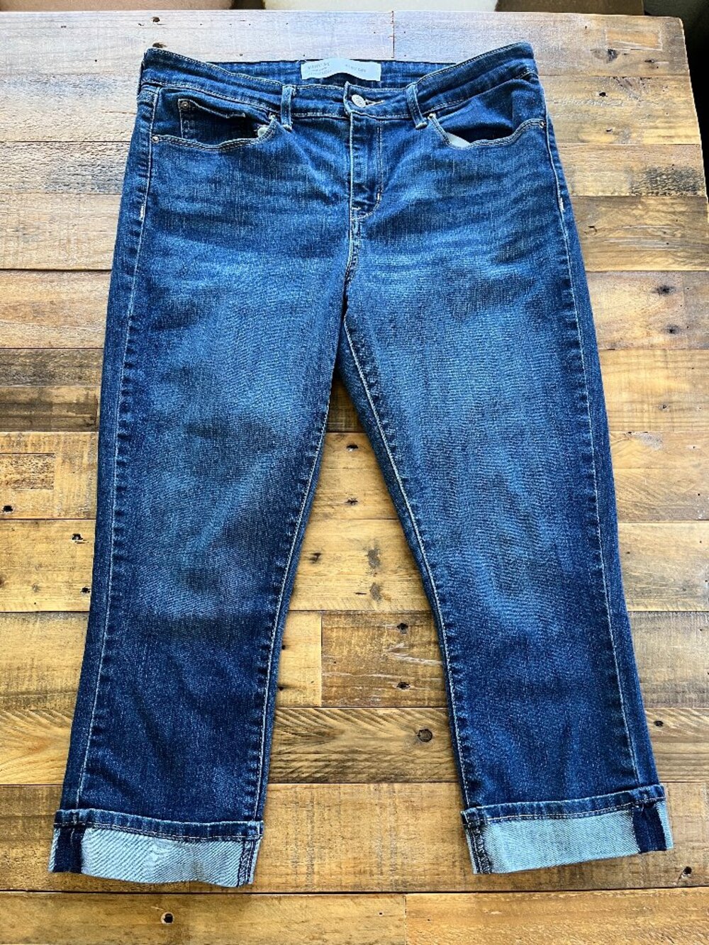 Levi's Signature Mid-Rise Cuffed Capri Jeans Medium Blue Wash 14 W32